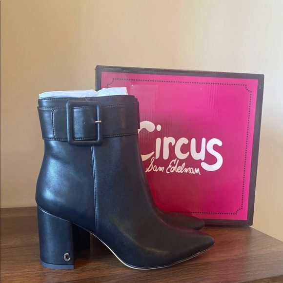 Sam Edelman Booties - Picture 1 of 6